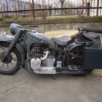 BMW R-12